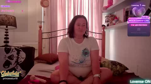 Lux Alot Luxi online show from 01.03.25