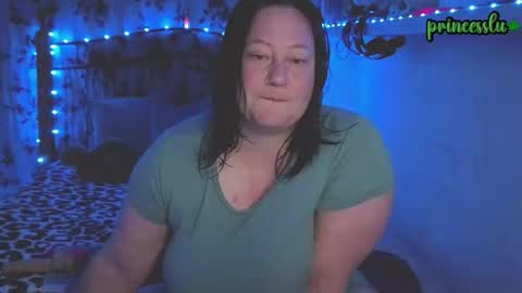 Lux Alot Luxi online show from 09.29.25