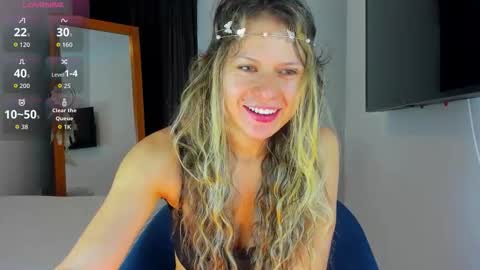 princessmariana25 online show from 11.30.25