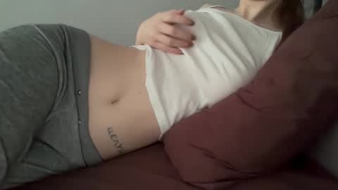 Kris3 online show from 12.14.25