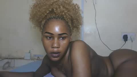 FENNY online show from 11.04.25