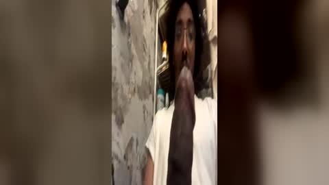 Snapshot of princevon09 chatting on 06.16.26 Trevon online show from 06.16.26