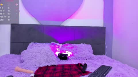 Snapshot of prinsse_sarita_ chatting on 05.11.26 SARITA online show from 05.11.26