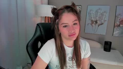 Snapshot of priya_rose chatting on 06.27.26 Priya Rose online show from 06.27.26