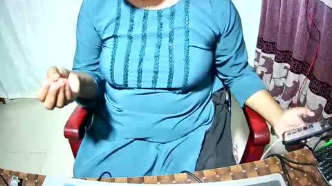 Snapshot of priyonti34 chatting on 12.04.25 Priyonti ganguli online show from 12.04.25