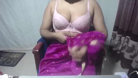 Snapshot of priyonti34 chatting on 02.01.26 Priyonti ganguli online show from 02.01.26