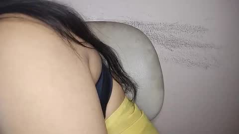 priyu_ online show from 12.18.25