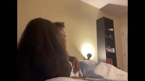 Snapshot of productivepussy chatting on 09.19.25 ProductivePorn online show from 09.19.25