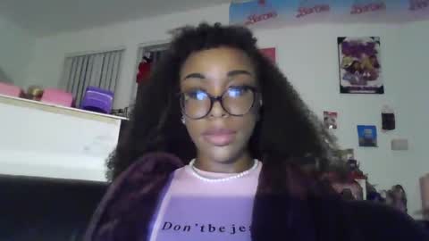 Snapshot of productivepussy chatting on 09.24.25 ProductivePorn online show from 09.24.25