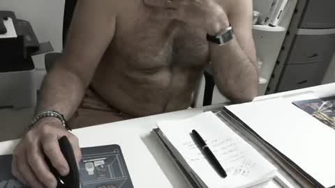 Snapshot of proplan chatting on 05.25.26 mature hairy guy online show from 05.25.26