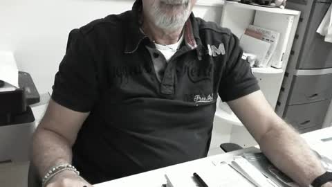 Snapshot of proplan chatting on 06.13.26 mature hairy guy online show from 06.13.26