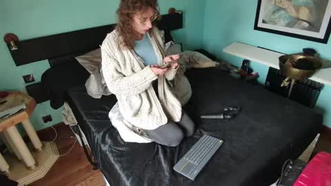 prxscillia_tx online show from 04.17.26