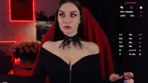 Snapshot of psy_vibe chatting on 11.01.25 Elena online show from 11.01.25