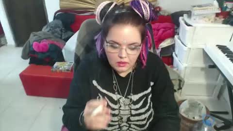 Snapshot of psylink chatting on 12.14.25 Psylink online show from 12.14.25