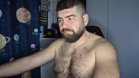 Snapshot of ptoku1985 chatting on 10.28.25 ptoku1985 online show from 10.28.25