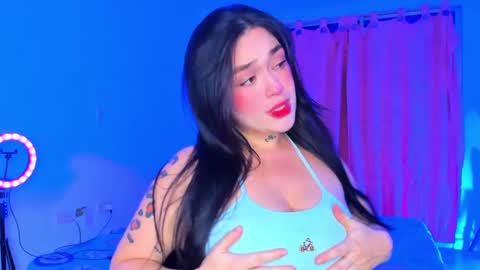 Snapshot of puca_and_garu chatting on 10.05.25 puca_and_garu online show from 10.05.25