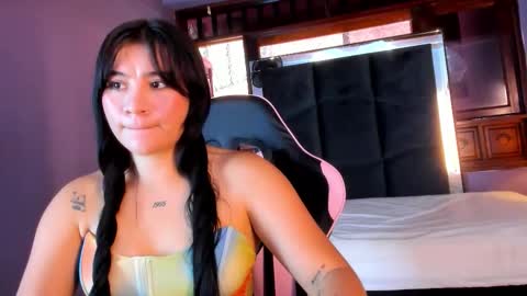 Snapshot of pucca_sweet chatting on 10.17.25 Eimy online show from 10.17.25