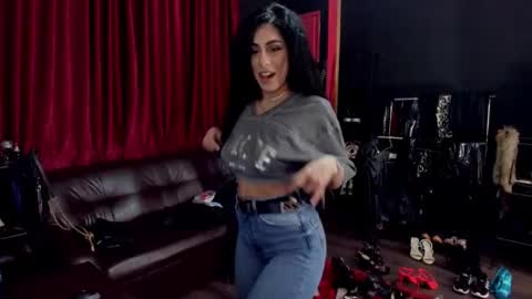 MissPuffyLove online show from 03.26.26