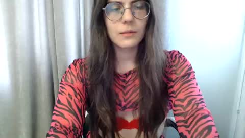 Snapshot of puffy_sex_lover chatting on 06.18.26 puffy_sex_lover online show from 06.18.26