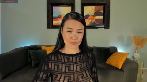 Pui Yee  online show from 10.19.25