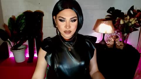 CLAUDIA VALVALERA online show from 09.17.25