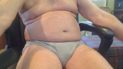 pulltoy1 online show from 03.10.25