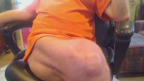 pulltoy1 online show from 01.06.26