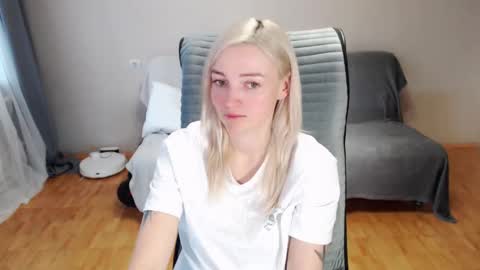 Polly online show from 02.23.26