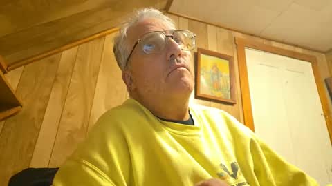 Snapshot of pumpkinpatchman chatting on 01.27.25 Pumpkinpatchman online show from 01.27.25