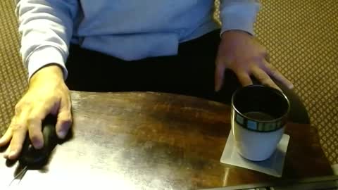 Snapshot of punkypapi chatting on 10.09.25 Jojo online show from 10.09.25