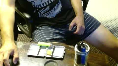 Snapshot of punkypapi chatting on 10.12.25 Jojo online show from 10.12.25