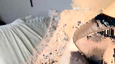 Snapshot of pupgender chatting on 09.08.25 Rhys online show from 09.08.25