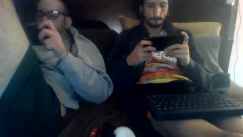 Snapshot of puppah626 chatting on 12.10.24 Puppah626 Phoenyx 39s Room online show from 12.10.24