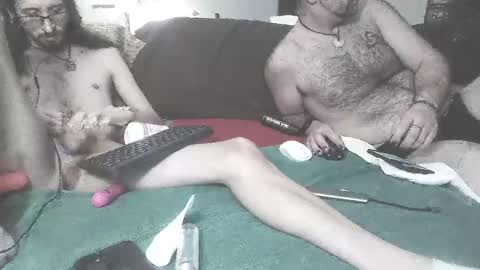 Snapshot of puppah626 chatting on 01.04.25 Puppah626 Phoenyx 39s Room online show from 01.04.25