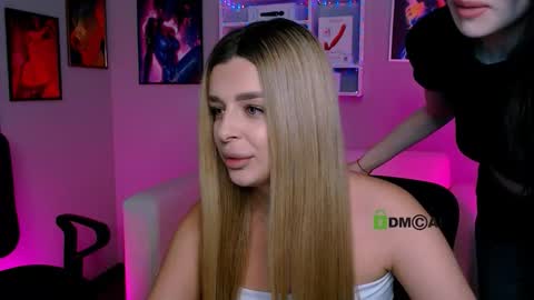 Snapshot of pure_angel1 chatting on 10.17.25 pure angel1 online show from 10.17.25