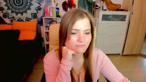 Snapshot of purehanna chatting on 06.26.26 Miss Hanna online show from 06.26.26