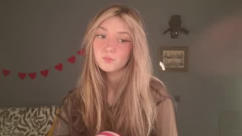 Bella online show from 04.09.26