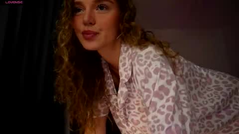 Sasha  wait you here 6 of November. will celebrate my B- day online show from 09.10.25