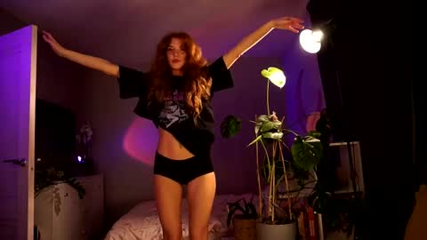 Sasha  wait you here 6 of November. will celebrate my B- day online show from 05.22.26