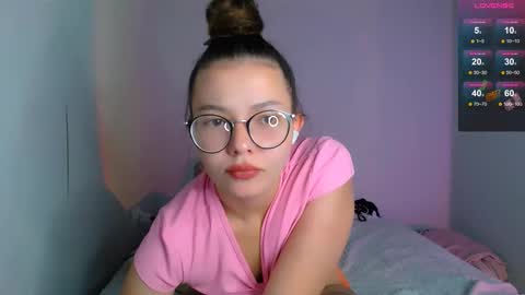 Carolyn online show from 09.22.25