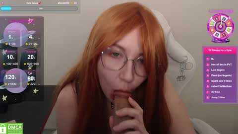 Snapshot of purple_shy_cat chatting on 01.28.25 Emilia pvt extra anal or topless 200tk online show from 01.28.25