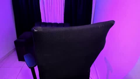 MEGANNNN online show from 04.16.26