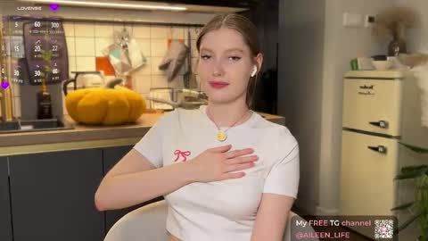 Snapshot of purrpure chatting on 10.30.25 Aileen online show from 10.30.25