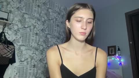 Snapshot of pussygir007 chatting on 12.30.24 pussygirl007 online show from 12.30.24