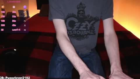 pussylover2182 online show from 11.22.25