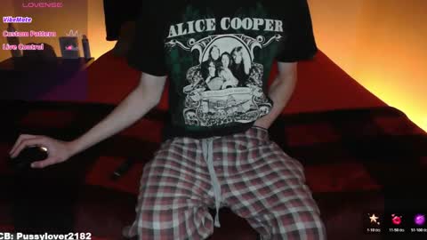 pussylover2182 online show from 11.26.25