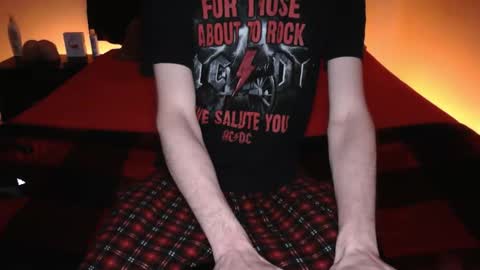 pussylover2182 online show from 12.19.25