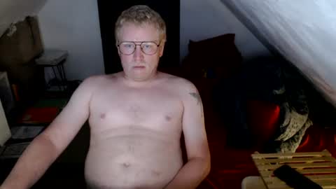 Snapshot of pussylovercb chatting on 07.12.26 pussylovercb online show from 07.12.26