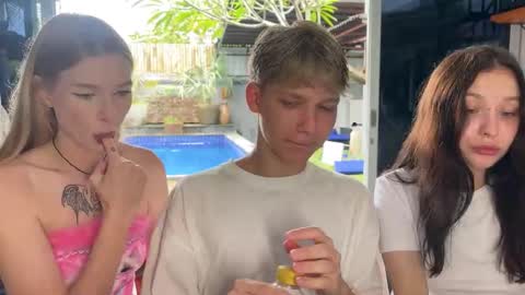 Snapshot of pussymoneywet chatting on 02.28.26 Lina online show from 02.28.26