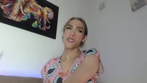 Snapshot of putinna chatting on 02.15.26 Pau Manchita online show from 02.15.26